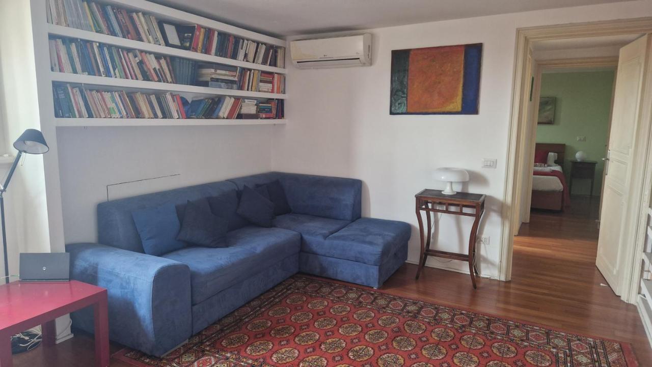 Casa Di Libri - Delizioso Appartamento A 10 Min Da Trastevere Rom Exteriör bild